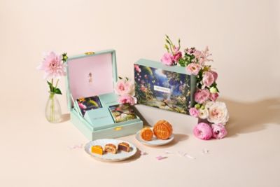 The Langham Mooncakes